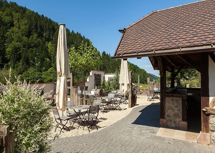 Landgasthaus Gruener Baum Szálloda